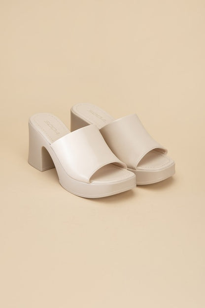 TYPO SLIDE MULES